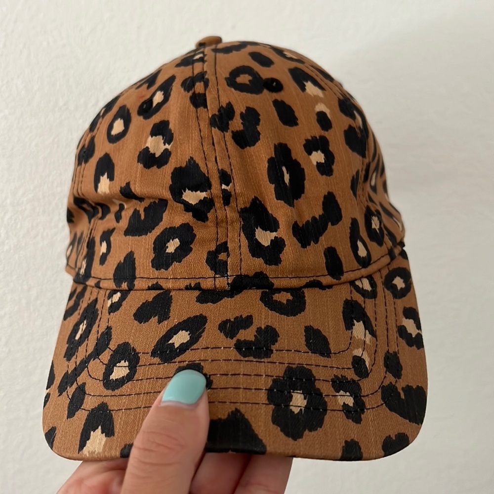 Women’s ball cap